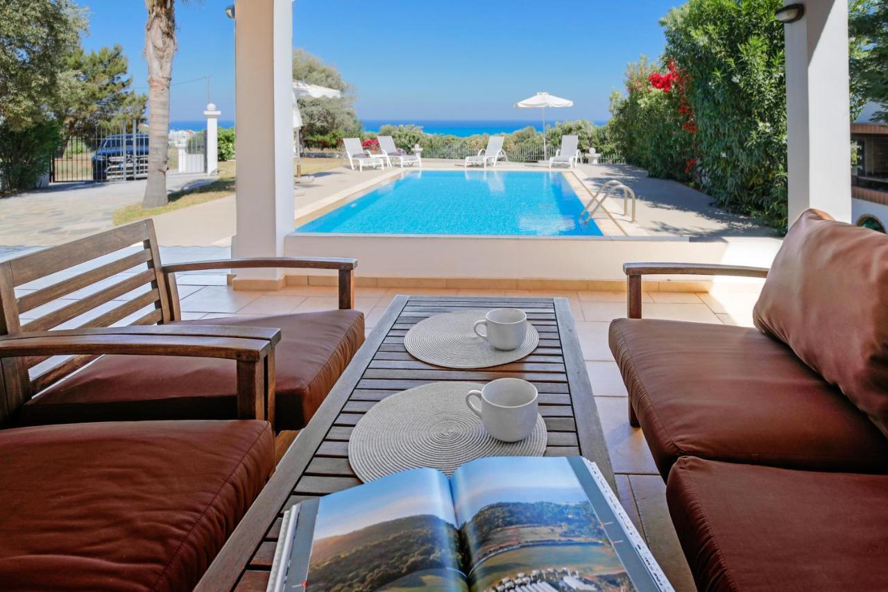 Villa Amberblue Kalathos Exterior foto
